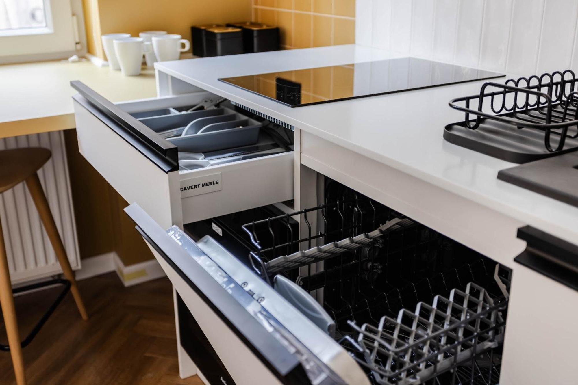 Przytulne I Komfortowe Studia Very Berry W Poznaniu By Noclegi Renters Екстериор снимка