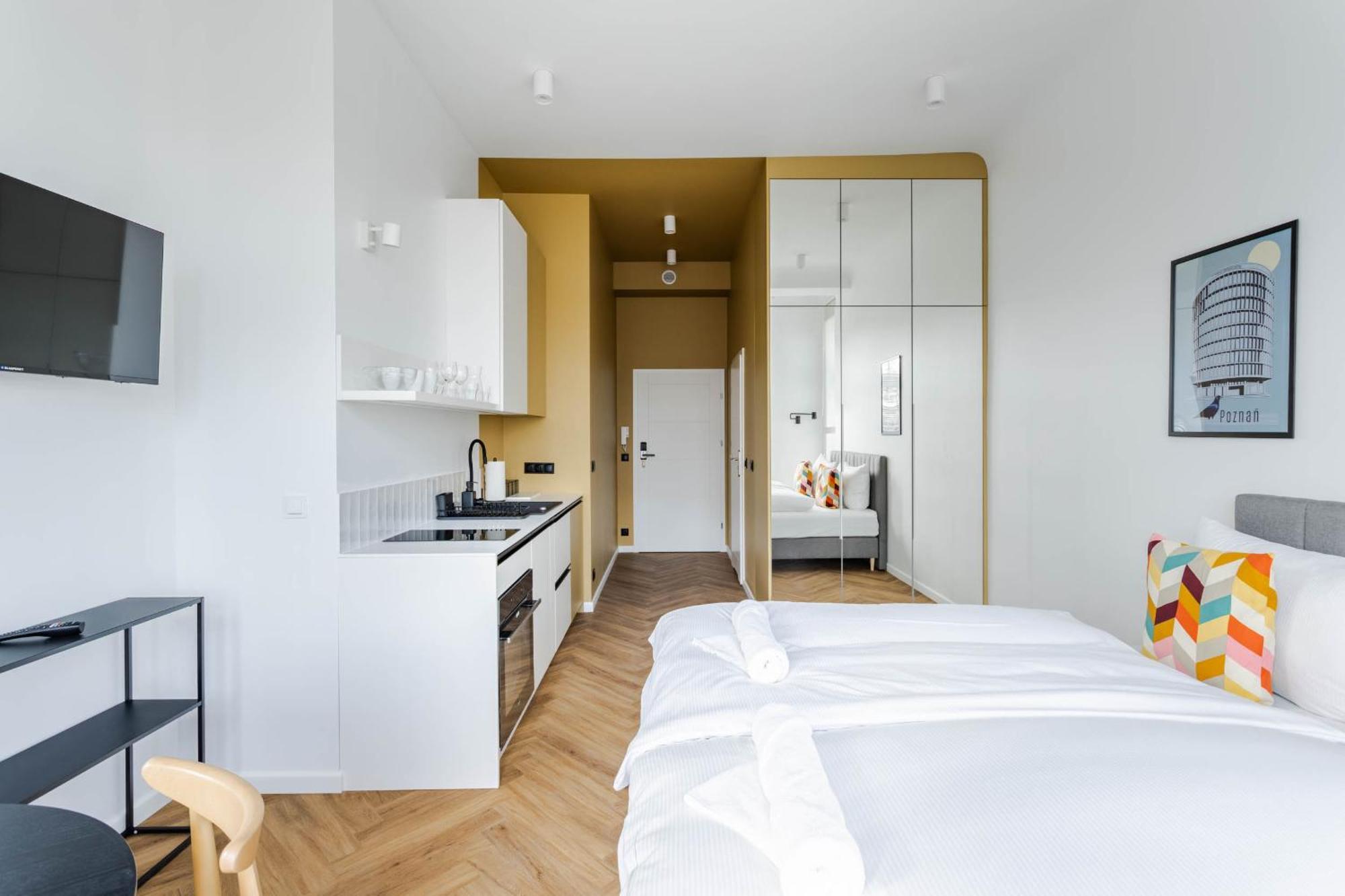 Przytulne I Komfortowe Studia Very Berry W Poznaniu By Noclegi Renters Екстериор снимка